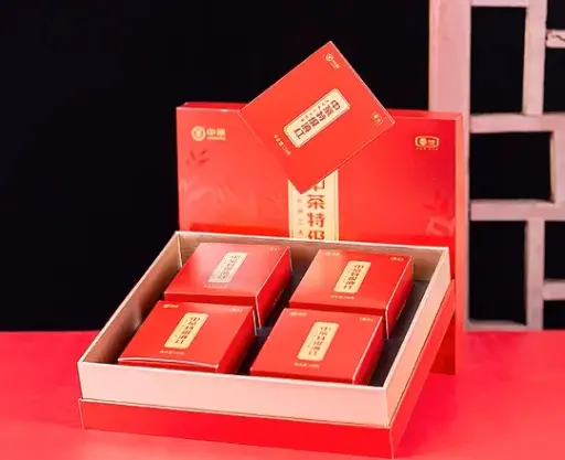 Tea & Trinket Gift Box – Hong Kong Edition
